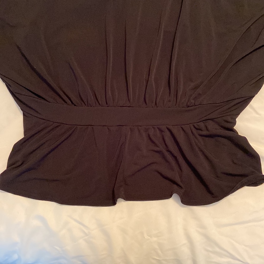 Cape/shrug - Picture 3 of 3